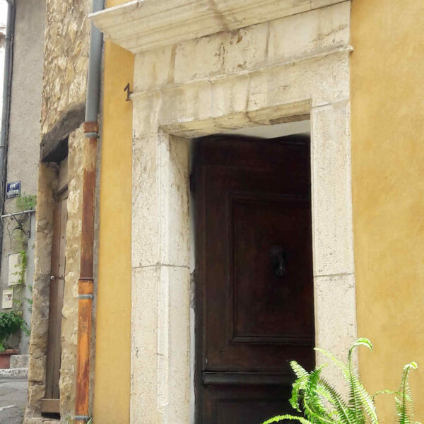 le bar sur loup village perche visiter vacances cote d azur