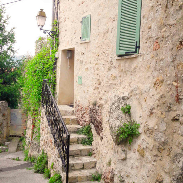 le bar sur loup village perche visiter vacances cote d azur