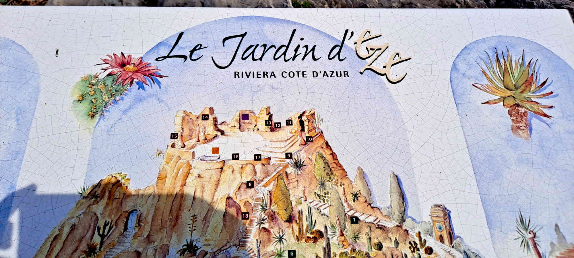 Vacances sur la Côte d’Azur, visite du village médiéval d’Èze et de son jardin exotique