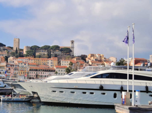 Idées promenades à Cannes, la Croisette, les plages, la Croix des gardes