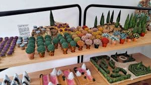 Nicolas Canet, santonnier-créateur de décors pour crèches au Cannet – Alpes-Maritimes-06