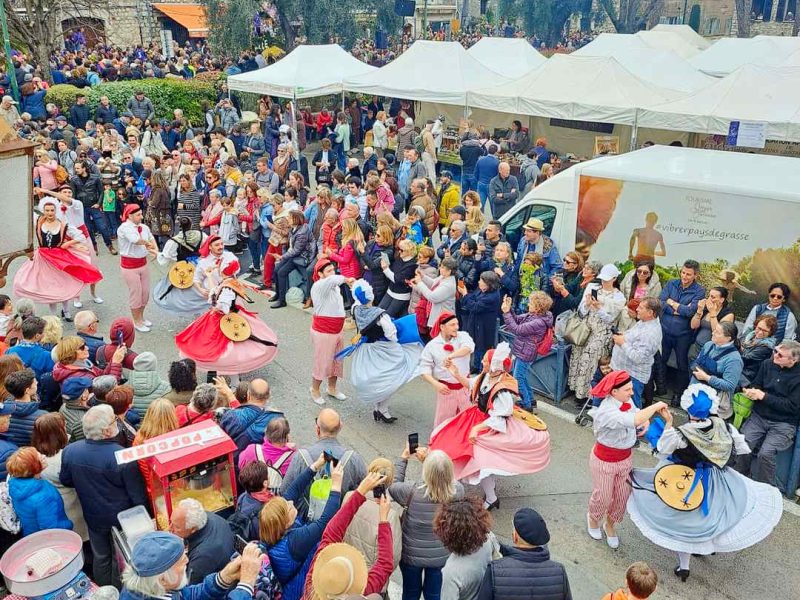 La Fête des violettes en mars à Tourrettes sur loup