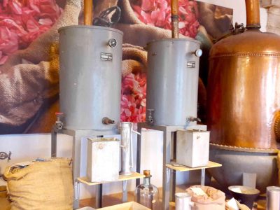 grasse, patrimoine immatériel de l'unesco pour les savoirs-faire liés à la parfumerie