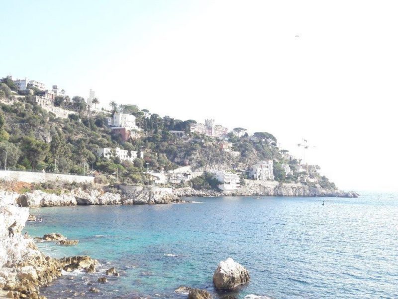 Une superbe balade de Nice à Villefranche sur Mer au bord de mer