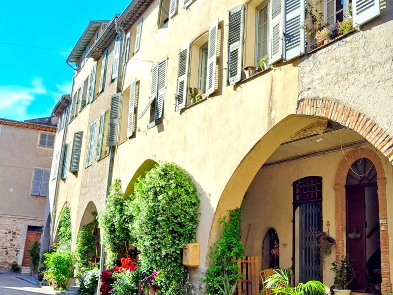 Les cinq plus beaux villages des Alpes-Maritimes méconnus des touristes