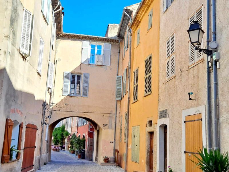 Les cinq plus beaux villages des Alpes-Maritimes méconnus des touristes