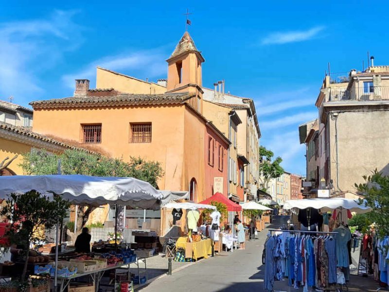 Le village de Biot une excellente idée de balade à 25mn de nos gites locations-06