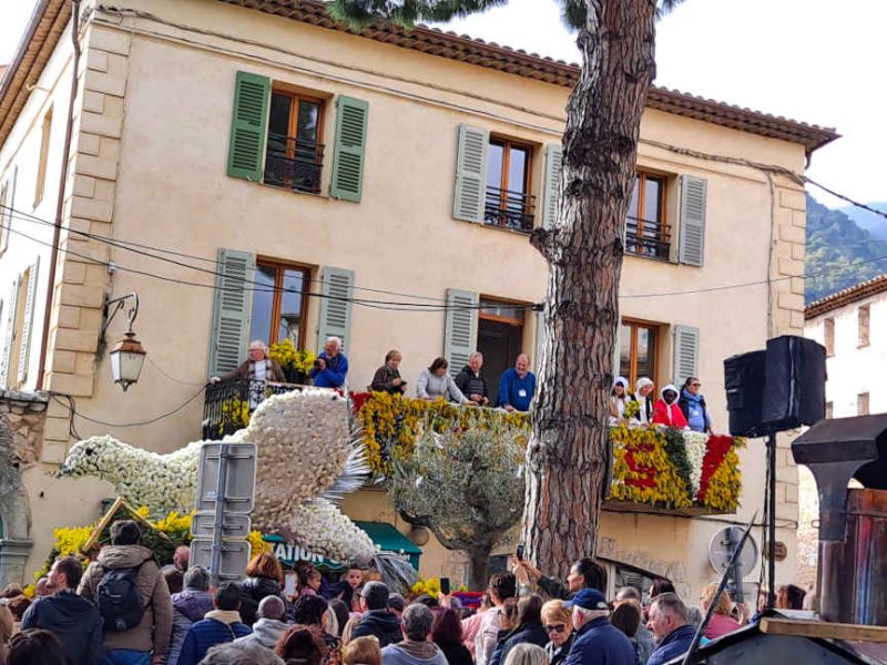 La Fête des violettes en mars à Tourrettes sur loup