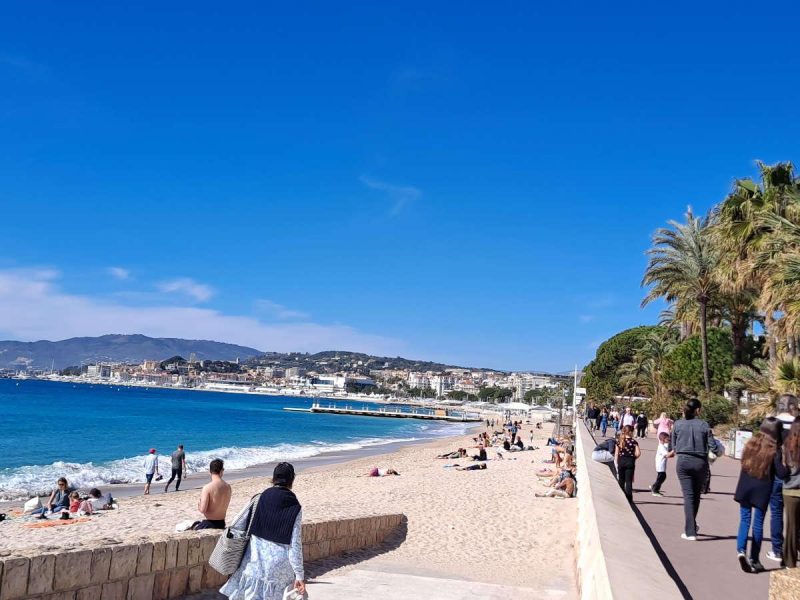 Cannes sous le soleil de la Côte d’Azur en hiver
