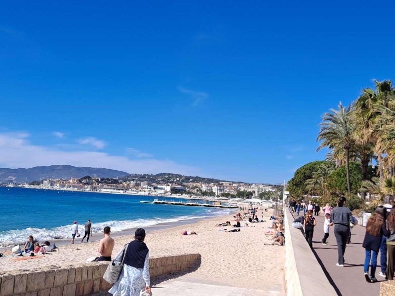 Cannes sous le soleil de la Côte d’Azur en hiver