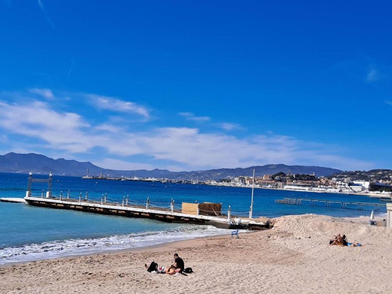 Cannes sous le soleil de la Côte d’Azur en hiver