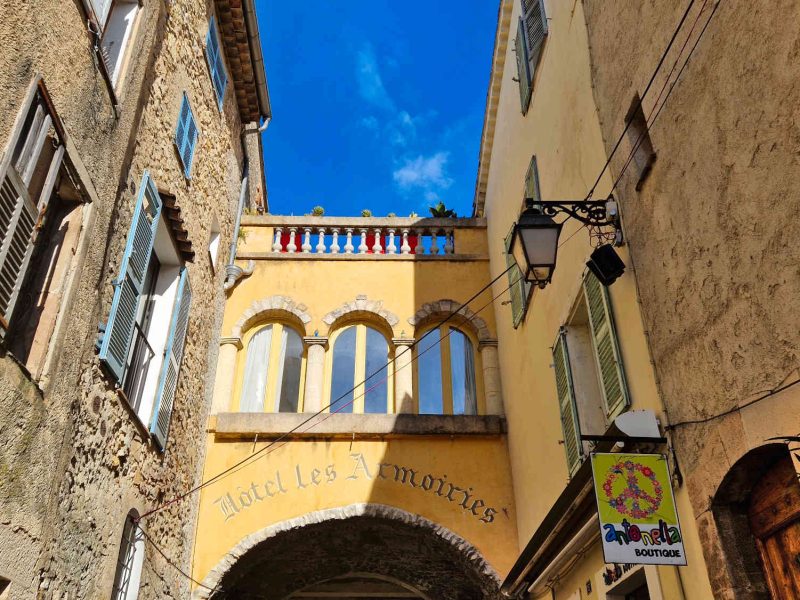 visiter tourisme valbonne village provencal vacances cote dazur blog