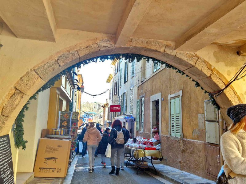 visiter tourisme valbonne village provencal vacances cote dazur blog