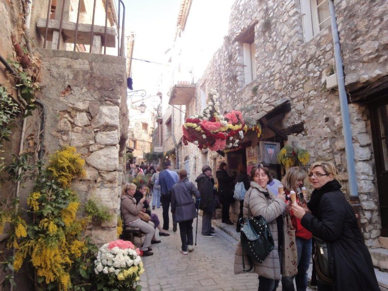 La Fête des violettes en mars à Tourrettes sur loup