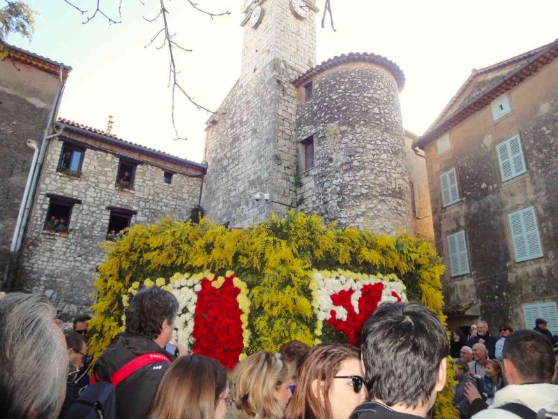 La Fête des violettes en mars à Tourrettes sur loup