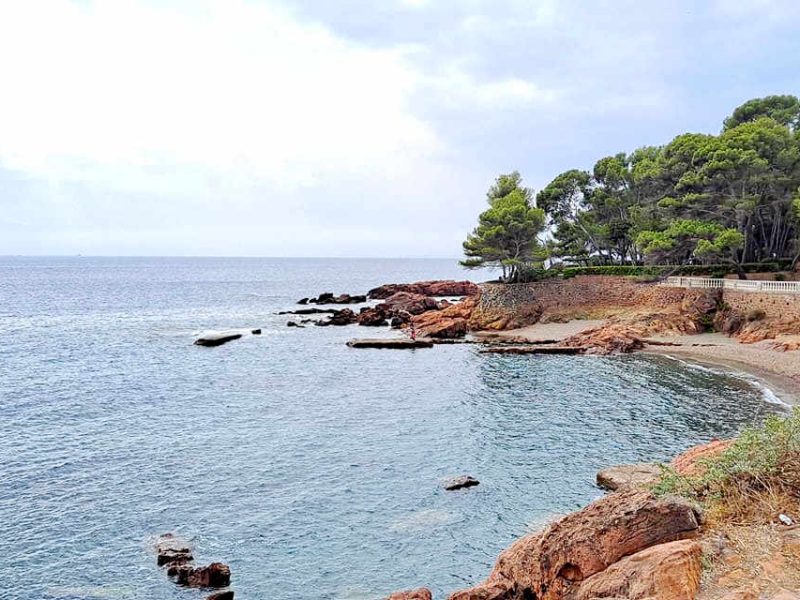 La Corniche d’Or, entre la mer et l’Estérel, de Mandelieu à Saint Raphaël et Fréjus